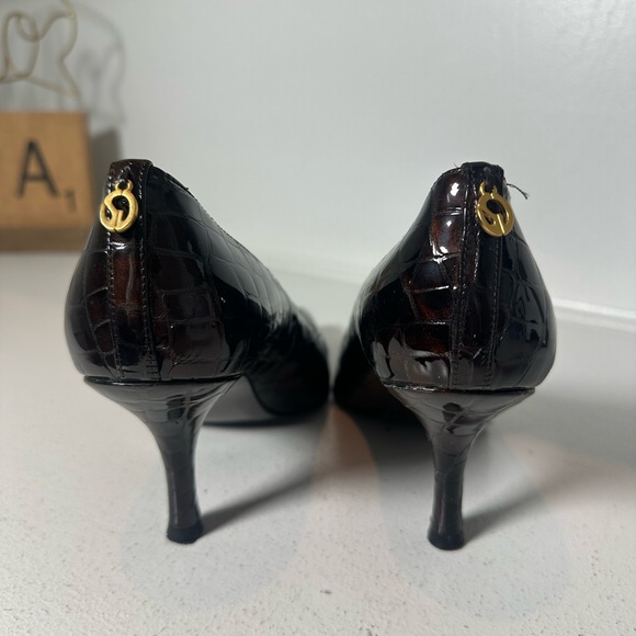 St. John Pointed Toe Croc Embossed Leather Pumps Heels Women’s 8.5M Brown - Picture 5 of 11